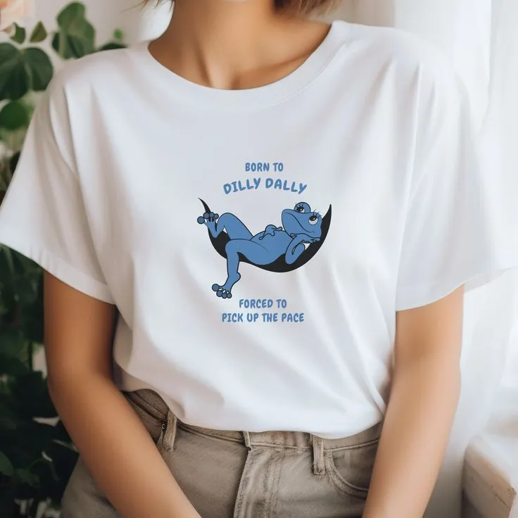 Frog meme Dilly Dally T-Shirt, funny saying shirt Regular Fit